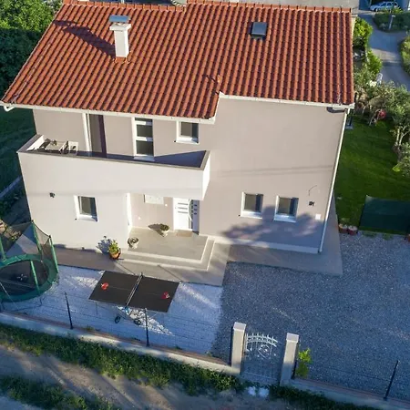 Family Friendly House With A Swimming Pool Kastel Stari, - 15531