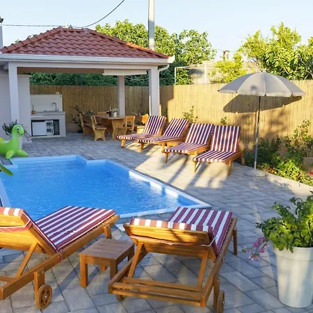Family Friendly House With A Swimming Pool Kastel Stari, - 15531 * Каштела