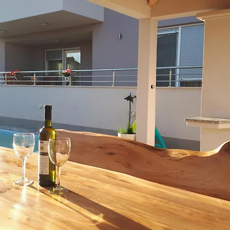 Дом отдыха Family Friendly House With A Swimming Pool Kastel Stari, - 15531 *