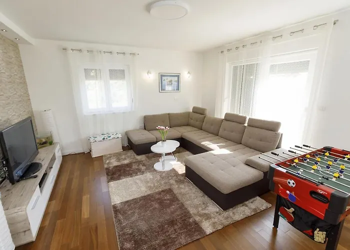 Family Friendly House With A Swimming Pool Kastel Stari, - 15531 * Kaštela