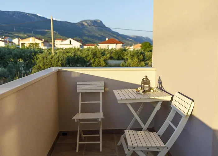 Family Friendly House With A Swimming Pool Kastel Stari, - 15531